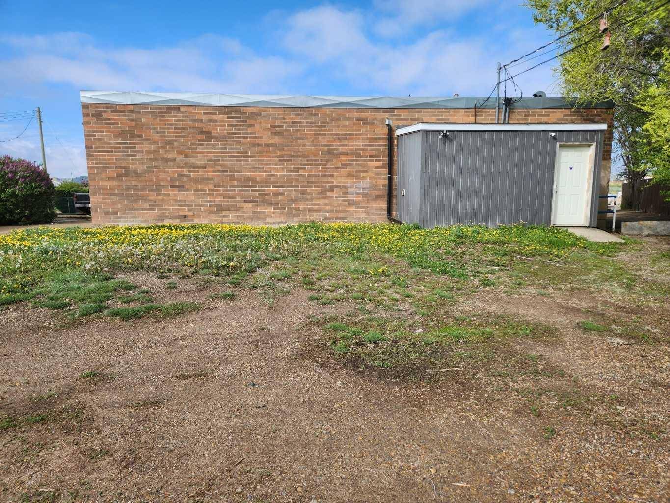 Drumheller, AB T0J 0Y4,208 Railway AVE E
