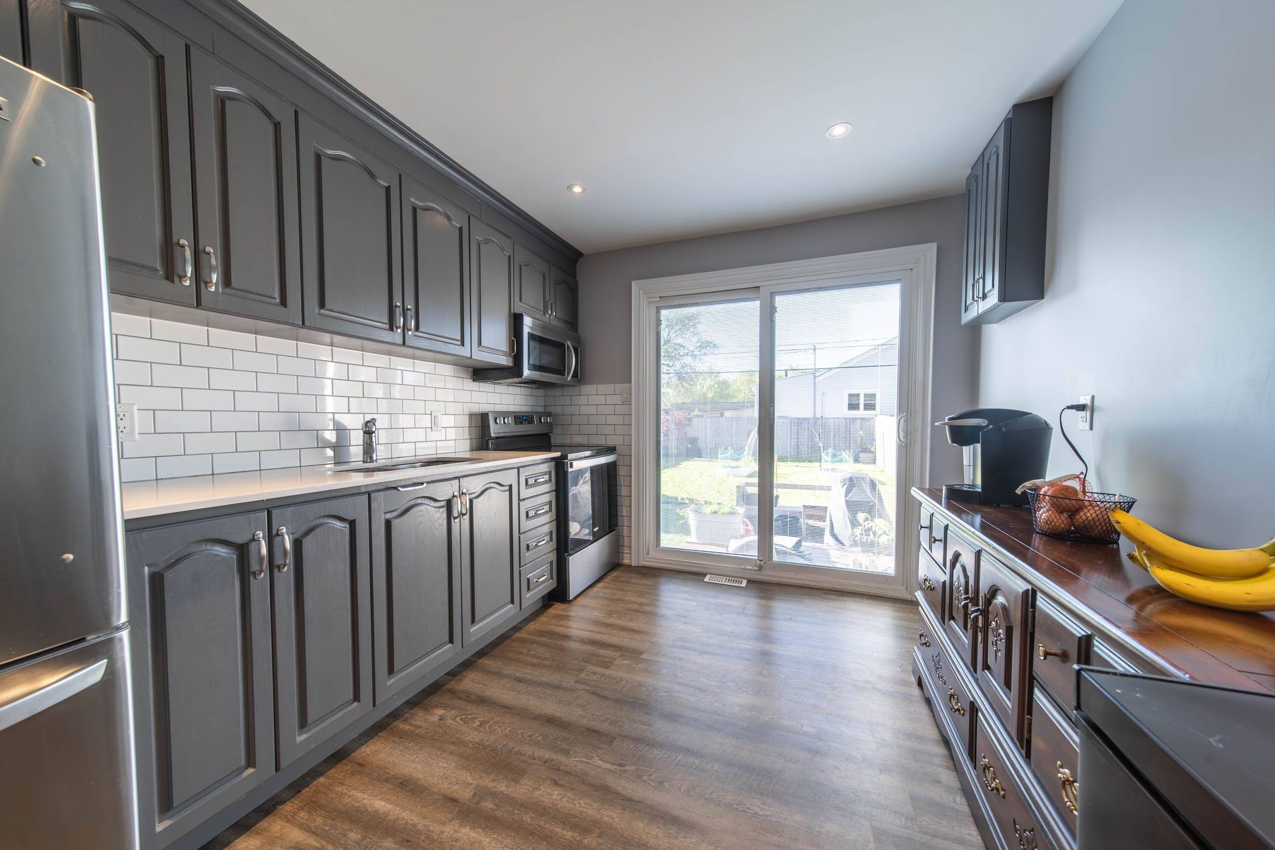 Fort Erie, ON L2A 2J2,148 Catherine ST