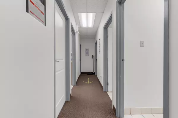 Mississauga, ON L5M 4N4,2000 Credit Valley RD #414