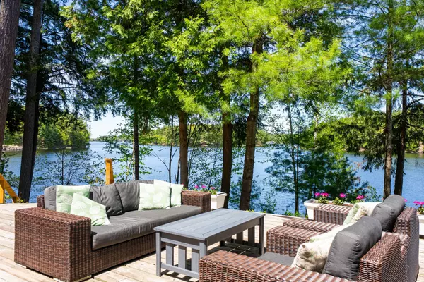 Muskoka Lakes, ON P0G 1E0,14-M72 Grandview IS