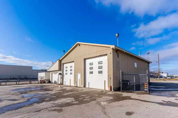 London East, ON N5V 3S5,2073 PIPER LN