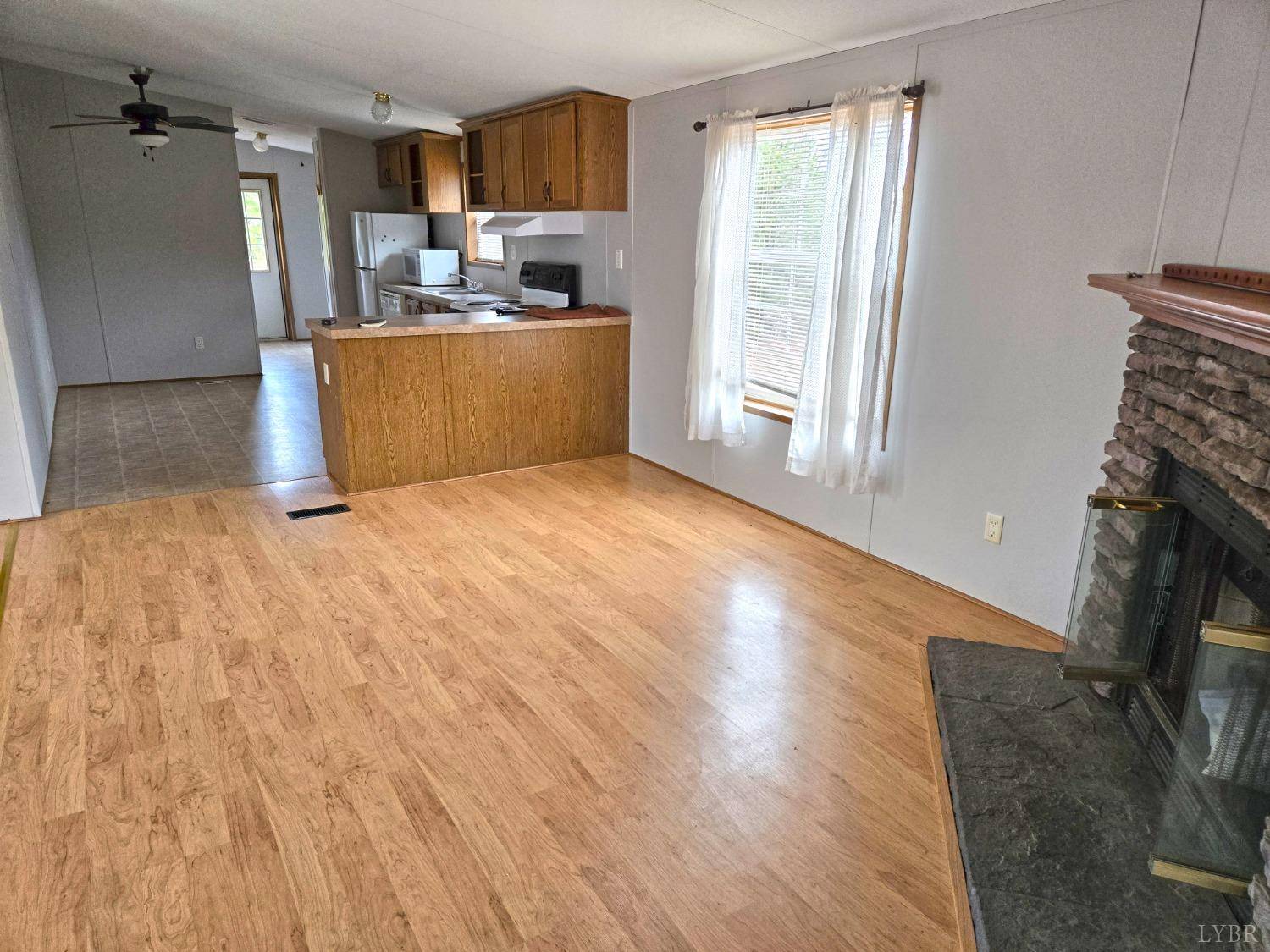 Darlington Heights, VA 23934,5050 Darlington Heights Rd