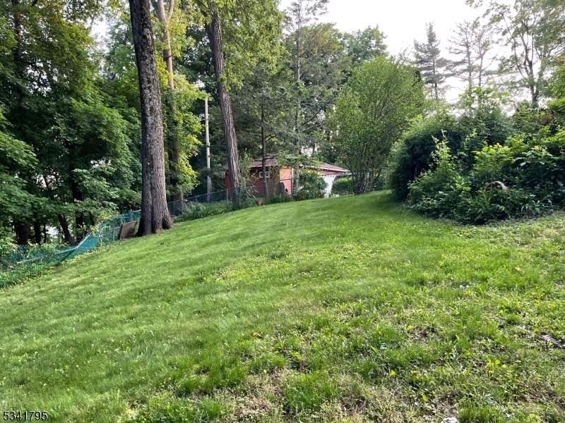 Parsippany-troy Hills Twp., NJ 07005,951 N Beverwyck Rd