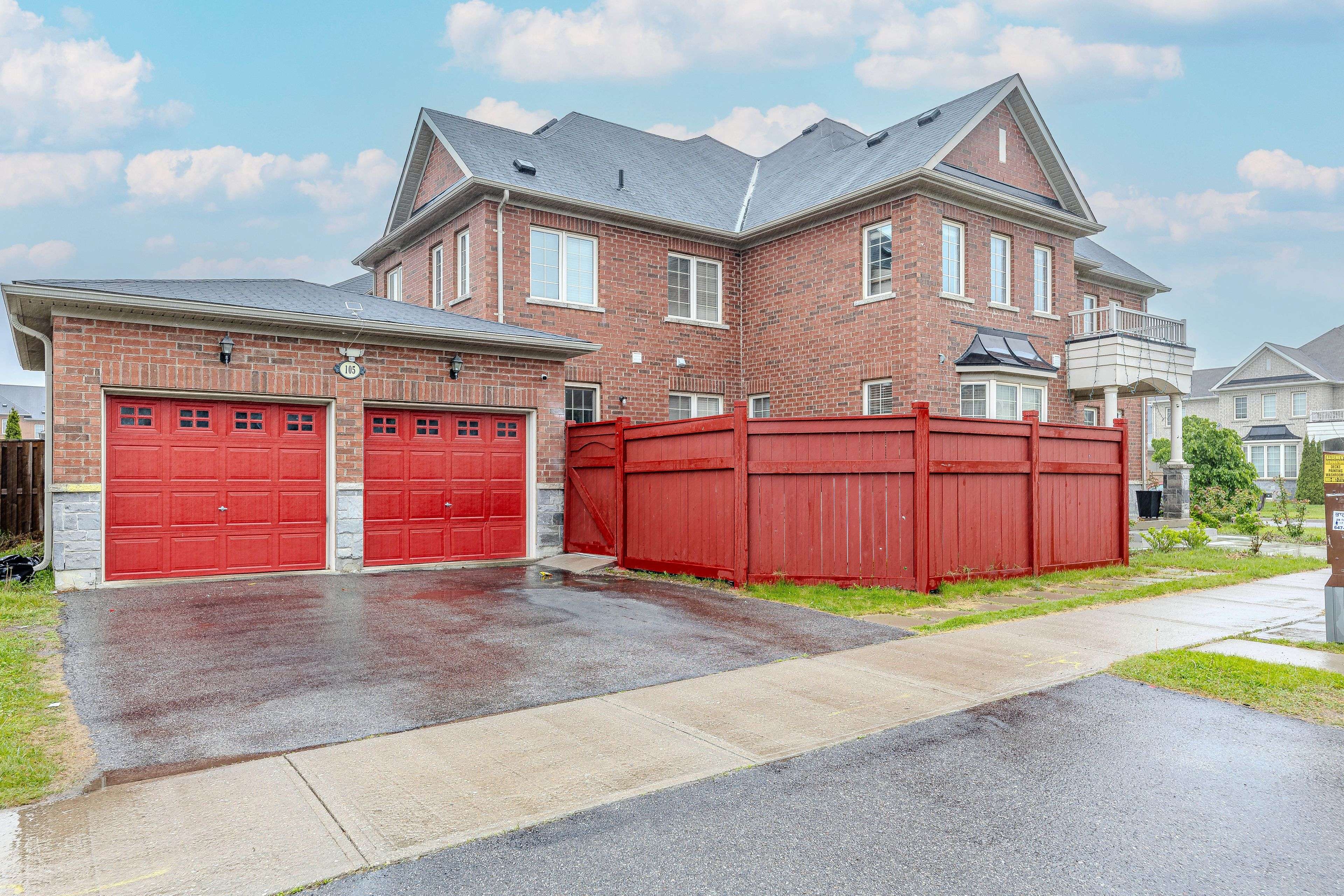 Brampton, ON L6R 3N5,105 Naperton DR