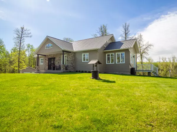 North Glengarry, ON K0C 1B0,18668 Concession 2 RD