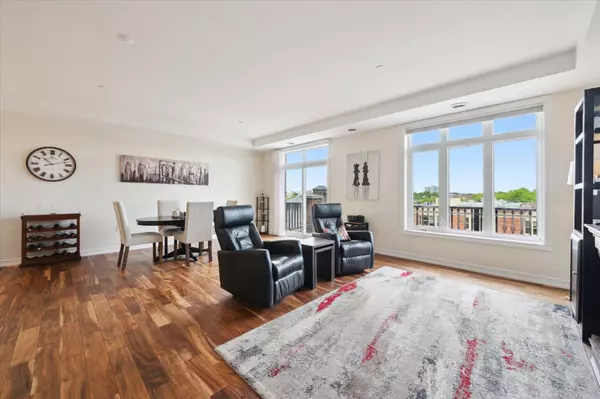 Guelph, ON N1G 5K8,65 Bayberry DR #404