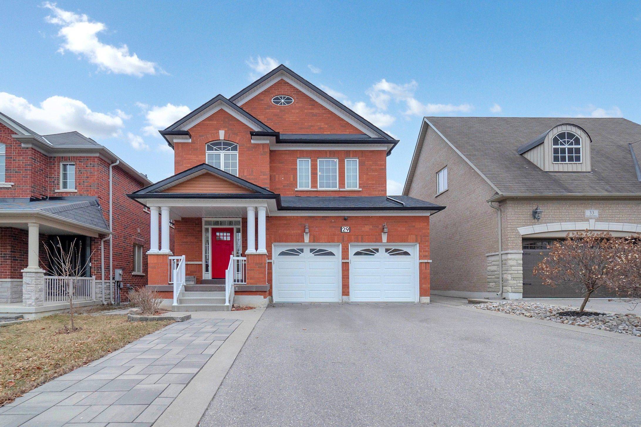 29 Riverhill DR,  Vaughan,  ON L6A 4S3