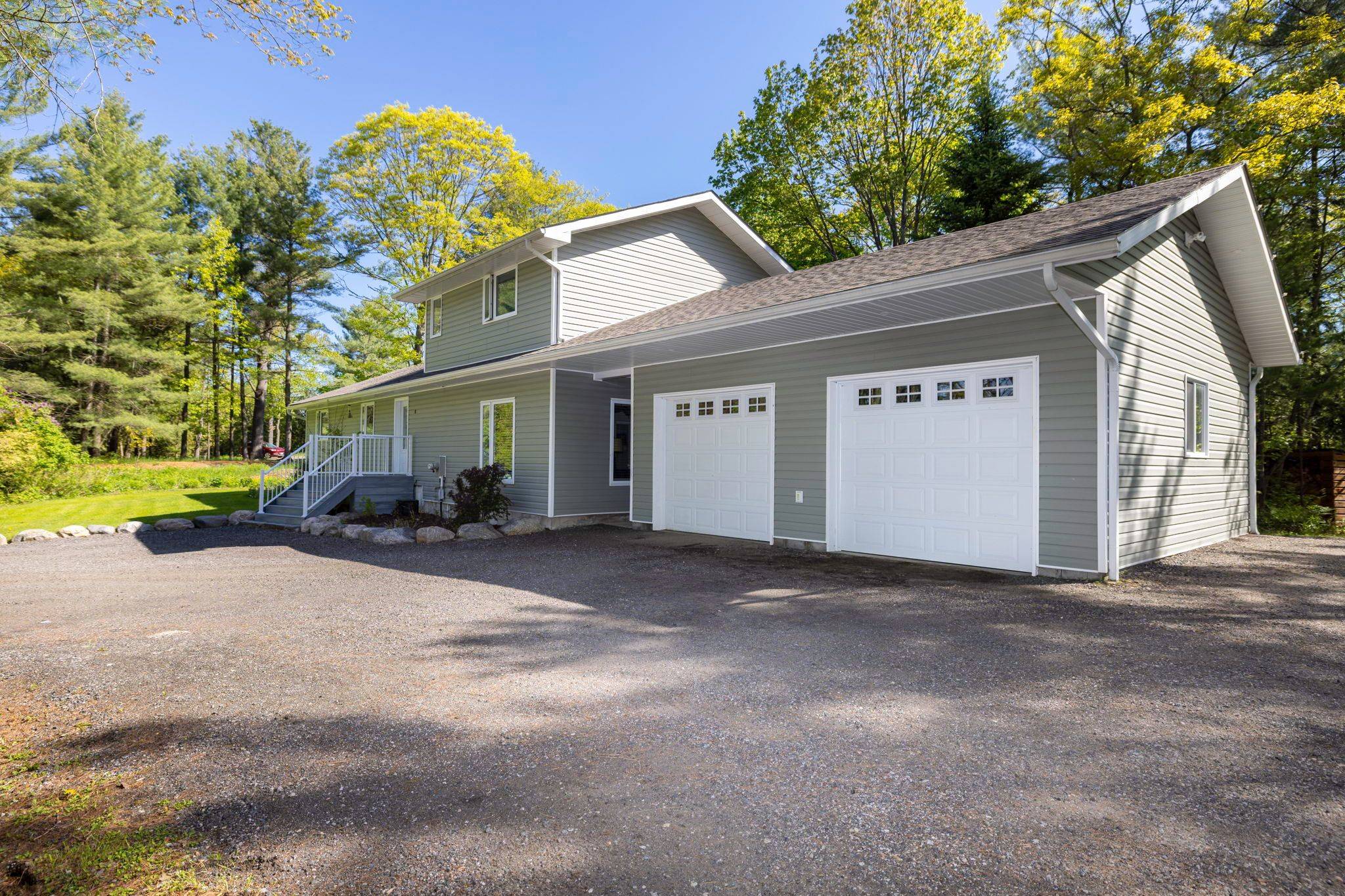 Mcdougall, ON P2A 2W9,8 PINERIDGE DR