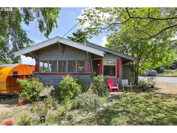 317 E 14TH ST, The Dalles, OR 97058