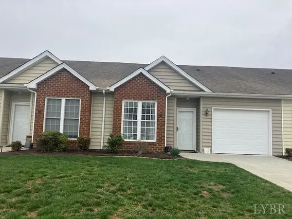 32 Shore Line DR, Lynchburg, VA 24501