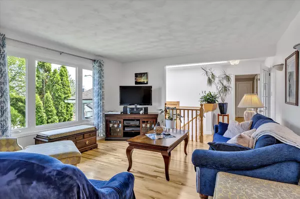 Peterborough West, ON K9J 7W2,959 Golfview RD