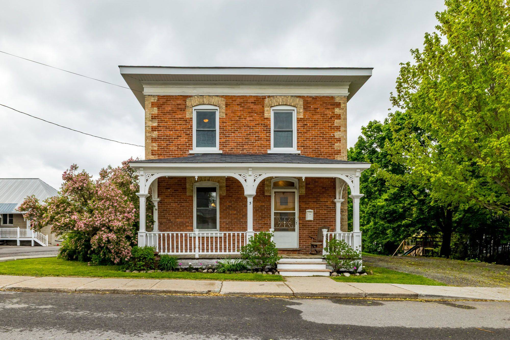 North Grenville, ON K0G 1J0,5 Mary ST