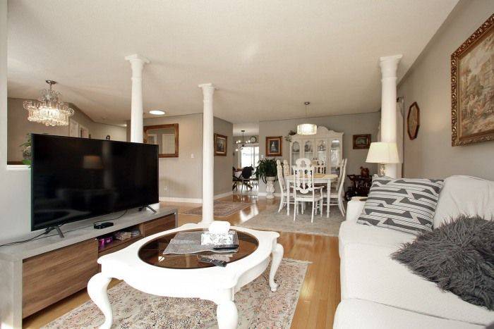 Georgina, ON L4P 3Y1,96 Fairwood DR