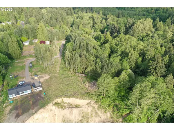Kelso, WA 98626,810 KOOL RD
