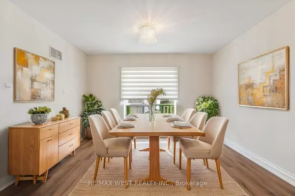 Mississauga, ON L5B 2V5,209 Louis DR