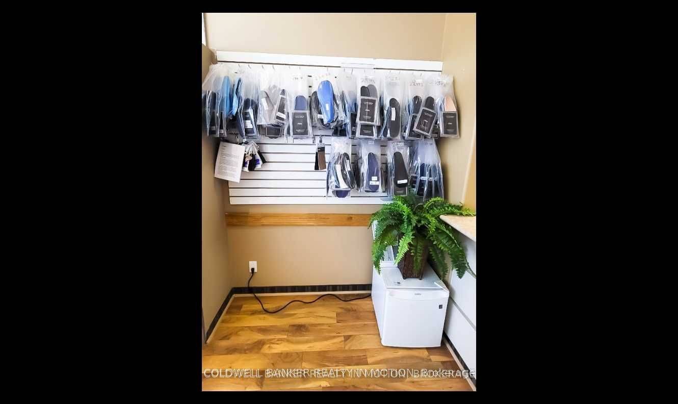 Mississauga, ON L5V 2Y7,5025 Heatherleigh AVE #7