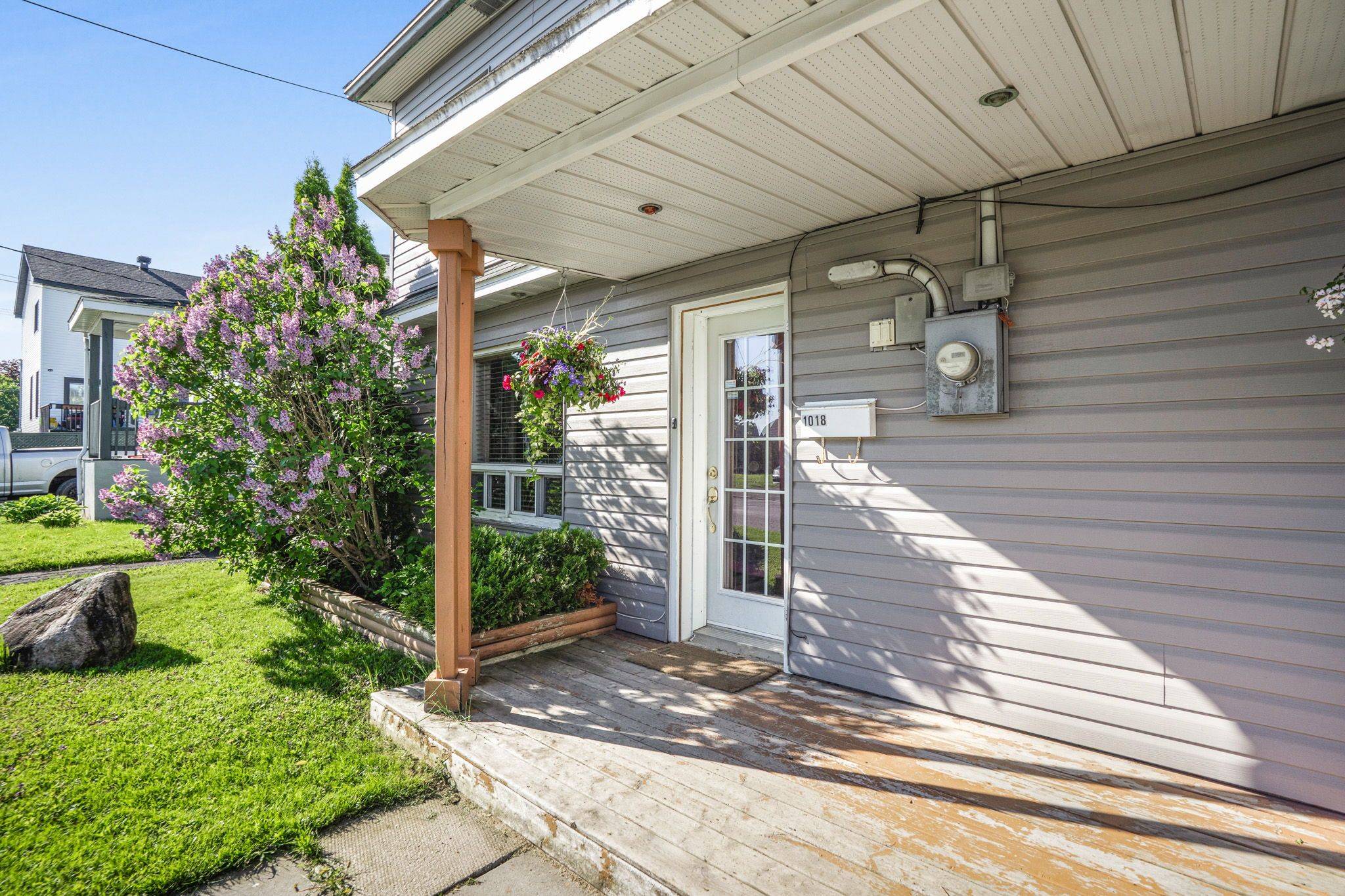 Hawkesbury, ON K6A 1E5,1018 Sinclair ST