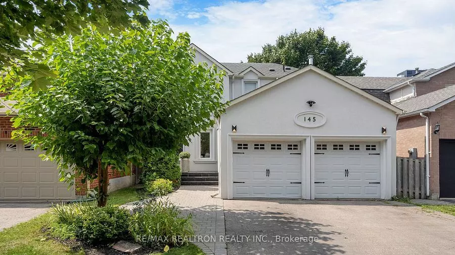 Vaughan, ON L4J 4V4,145 Roseborough CRES
