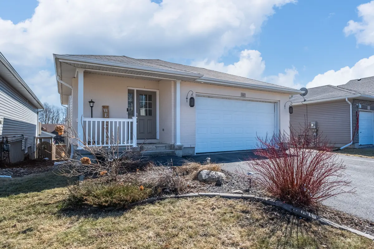 Loyalist, ON K7N 0A5,142 Islandview DR