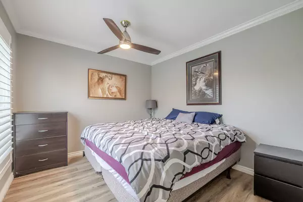London North, ON N6H 3E2,593 Wonderland RD N