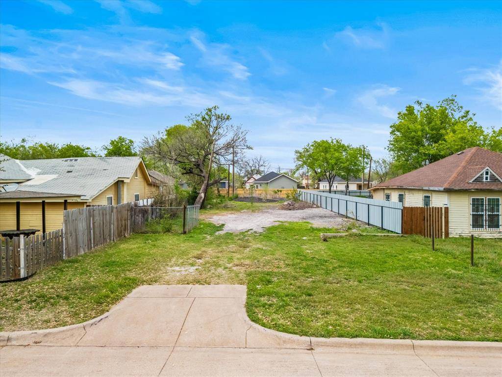Fort Worth, TX 76104,1403 E Terrell Avenue
