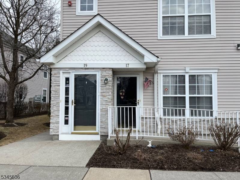 Roseland Boro, NJ 07068,17 Artho Ln