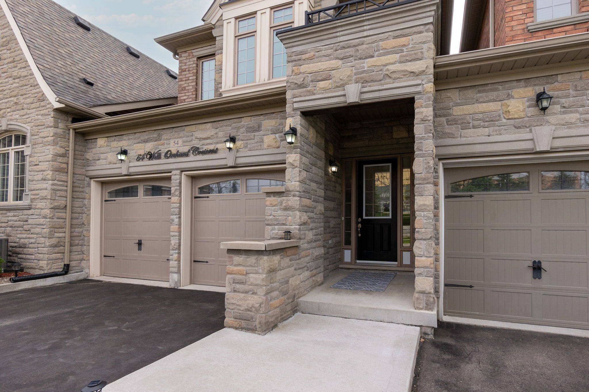 King, ON L7B 0C6,54 Wells Orchard CRES