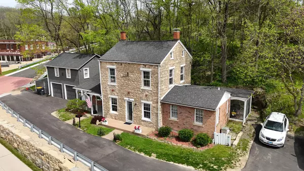 809 Spring (Hwy 20) Street, Galena, IL 61036