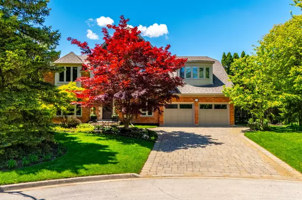 2312 Hoover CT, Burlington, ON L7P 4V2