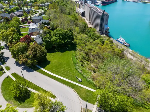 Goderich, ON N7A 2M1,104 St Georges CRES