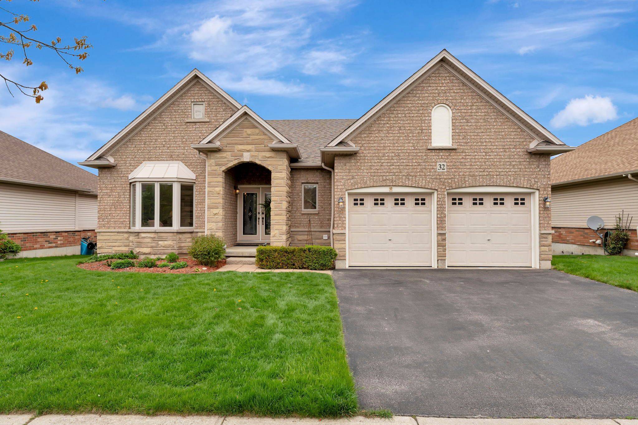 Brant, ON N3L 4G1,32 Cobblestone DR