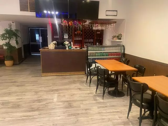 354 Main St West N/A, Hamilton, ON L8P 1K3