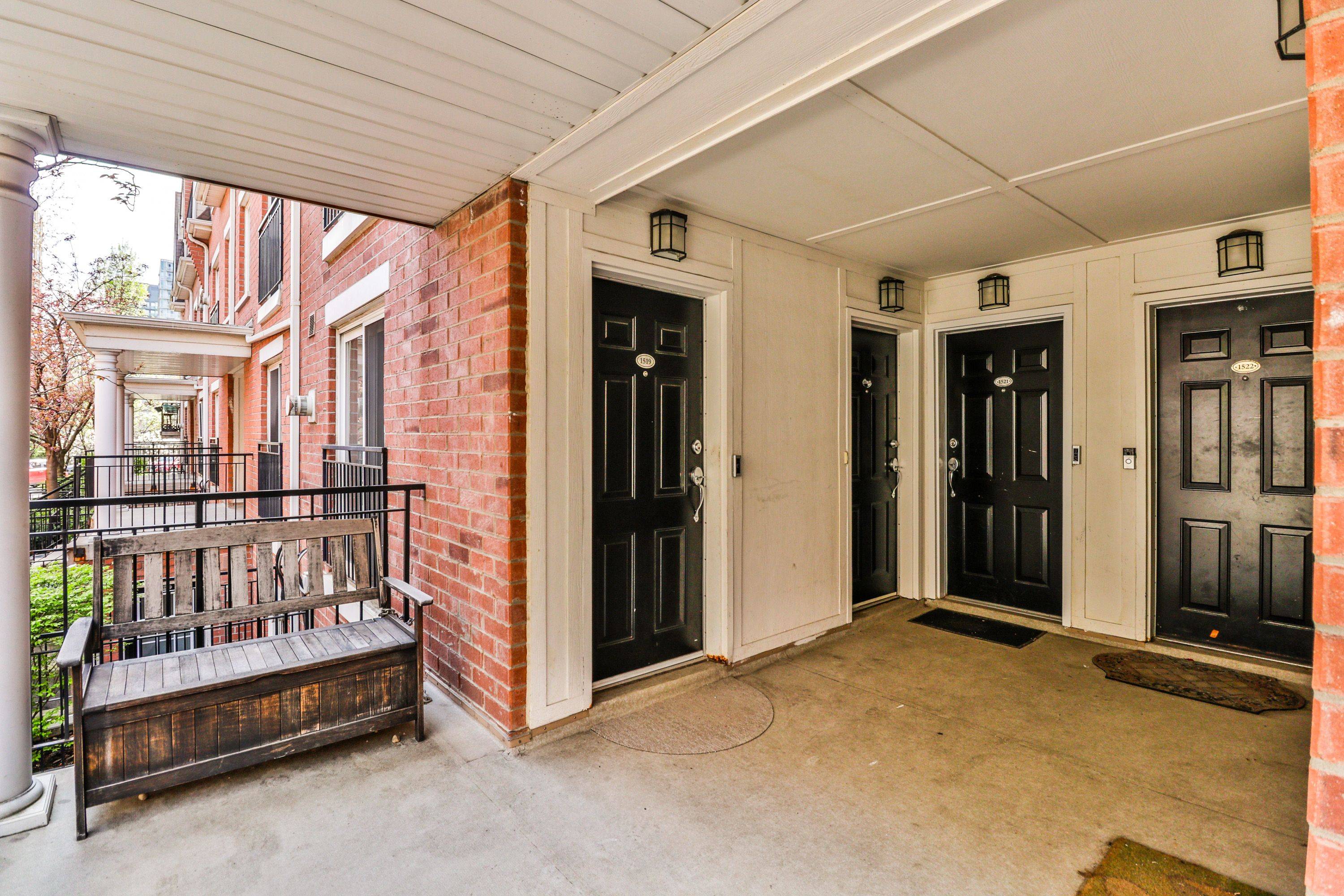Toronto W01, ON M6K 1X2,26 Laidlaw ST #1521