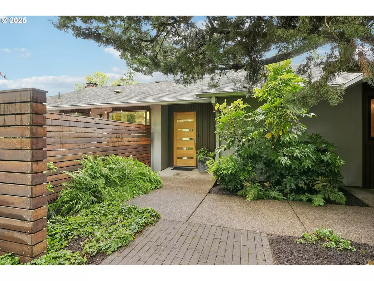 Portland, OR 97225,9880 SW VISTA PL