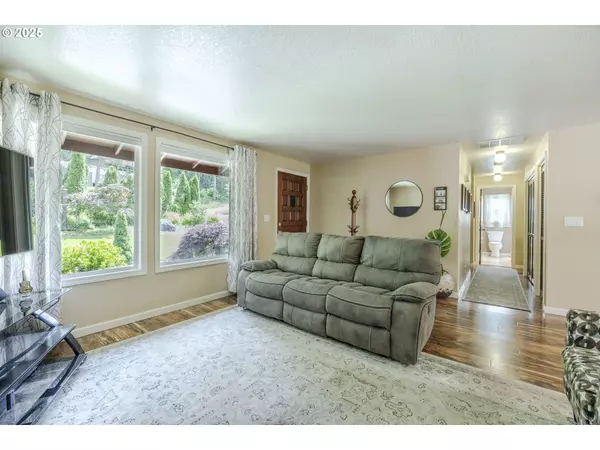 Springfield, OR 97478,40211 DEERHORN RD