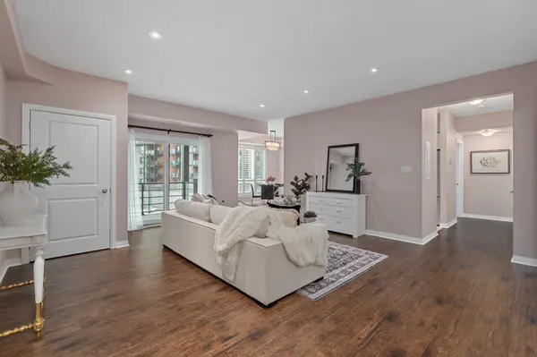 Barrie, ON L4N 9C5,306 Essa RD #201