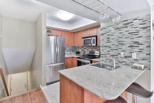 Toronto W01, ON M6K 1X2,26 Laidlaw ST #1521