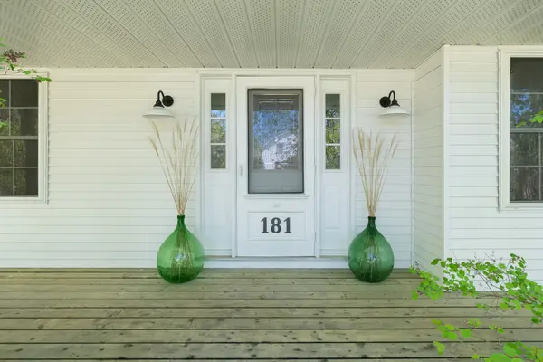 Meaford, ON N4L 1B6,181 Marshall ST E