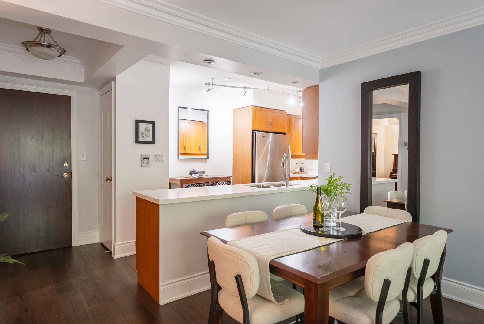 Toronto C12, ON M2P 2H1,28 William Carson CRES #116