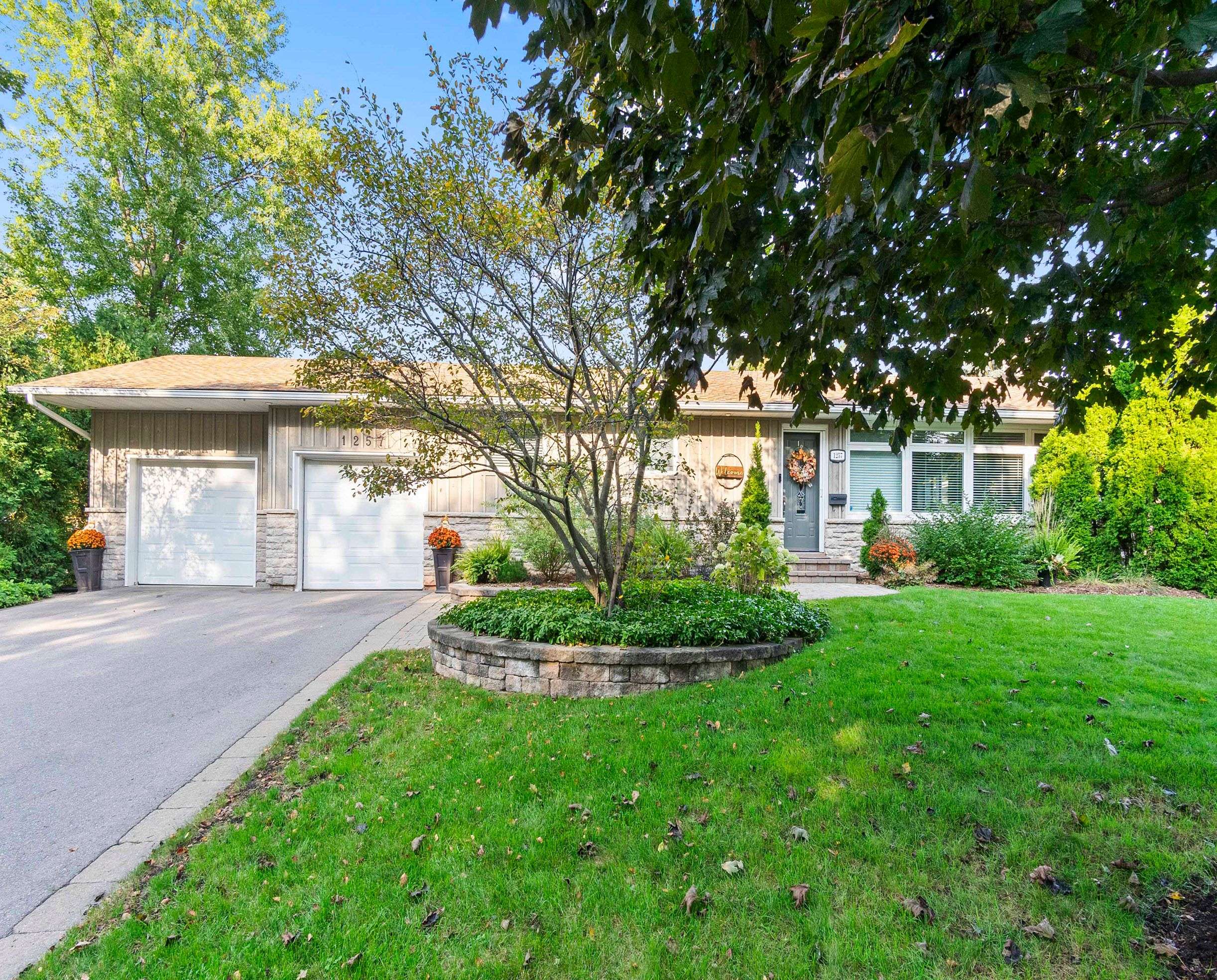 Oakville, ON L6H 2C6,1257 Hillview CRES