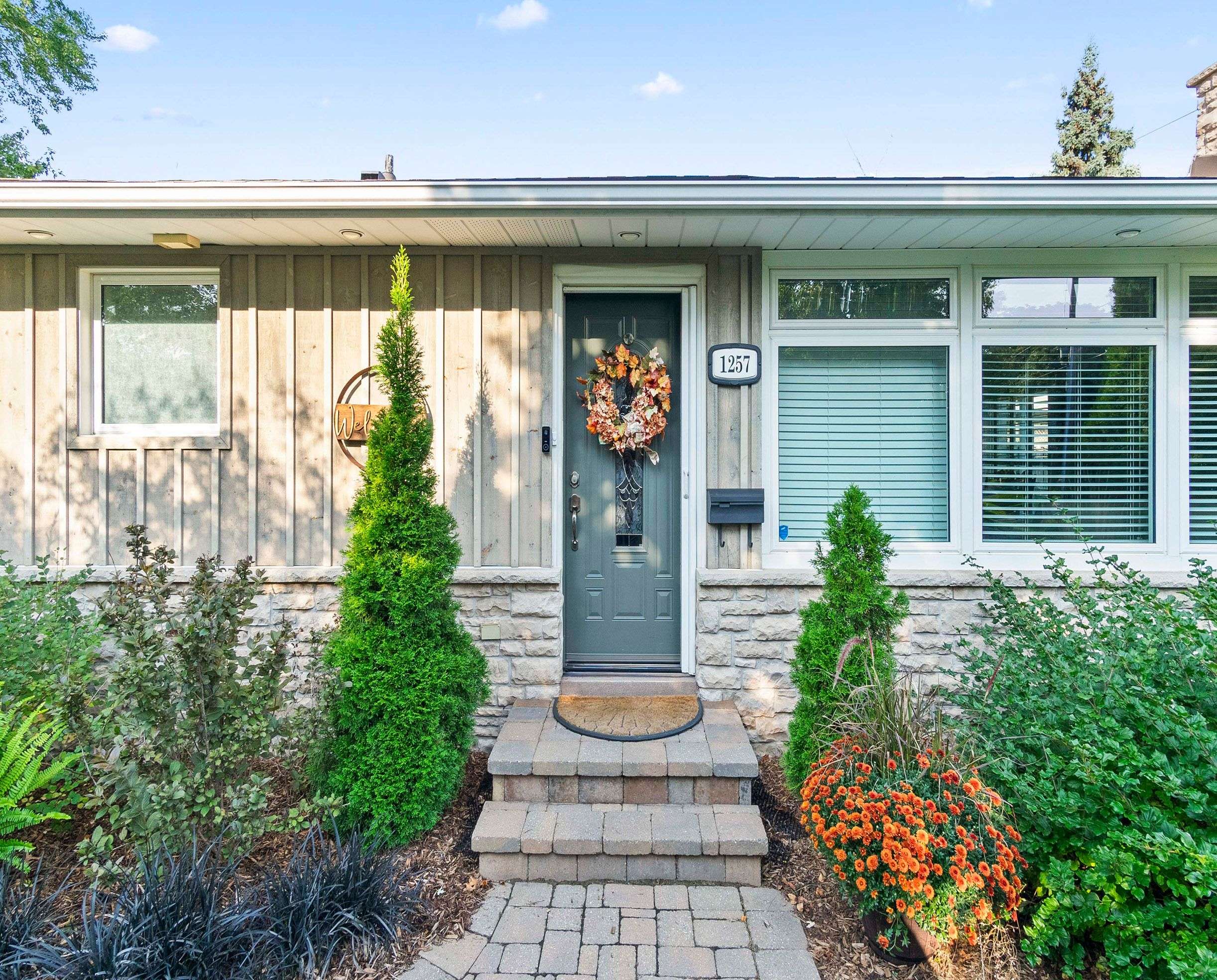 Oakville, ON L6H 2C6,1257 Hillview CRES
