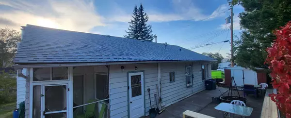 Peace River, AB T8S 1L4,10122 108 AVE