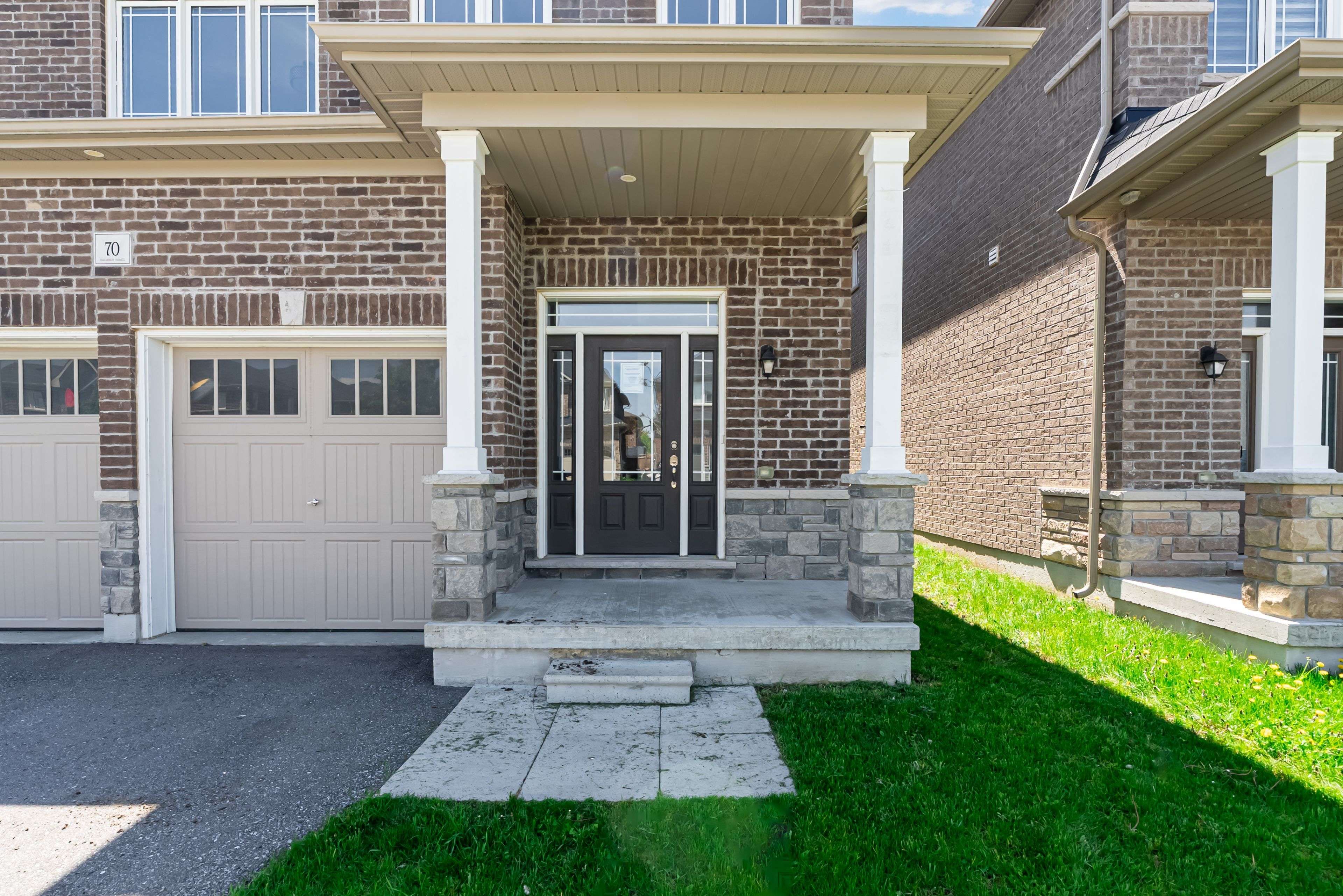 Clarington, ON L1C 0T8,70 Moses CRES