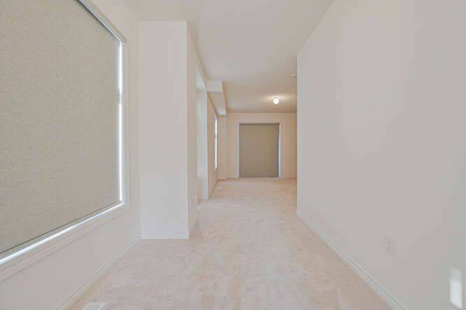 Vaughan, ON L4H 5J3,3 Drainie ST