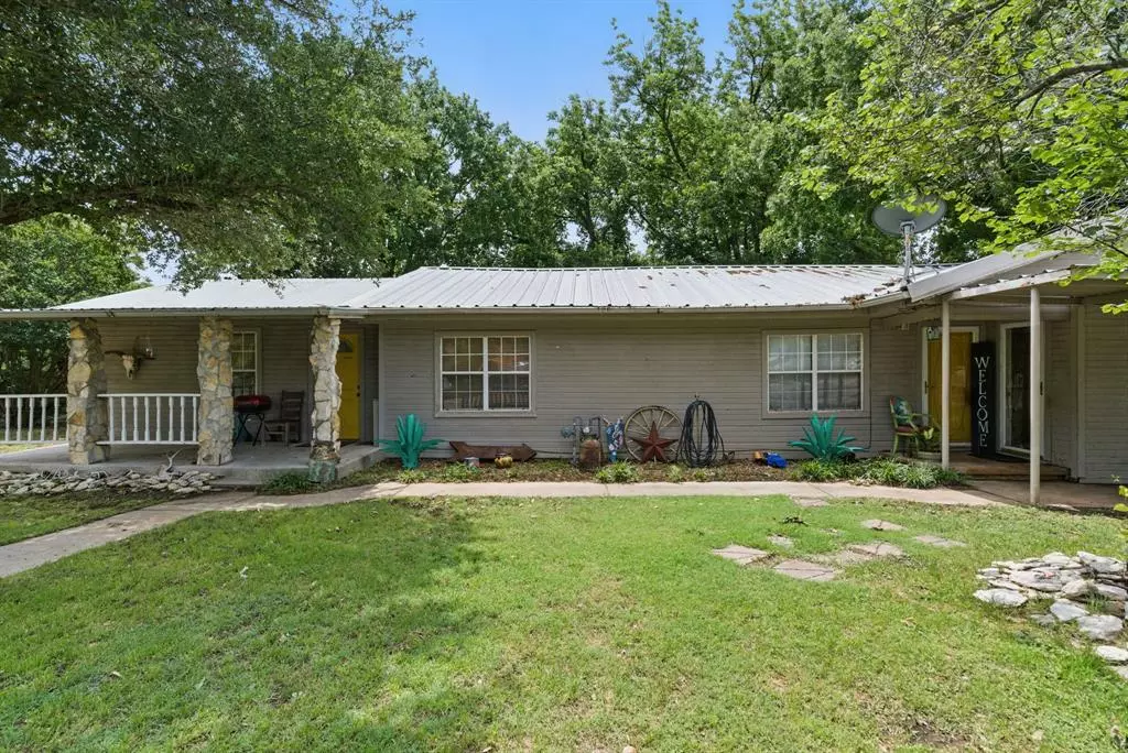 Lipan, TX 76462,210 Aikens Street