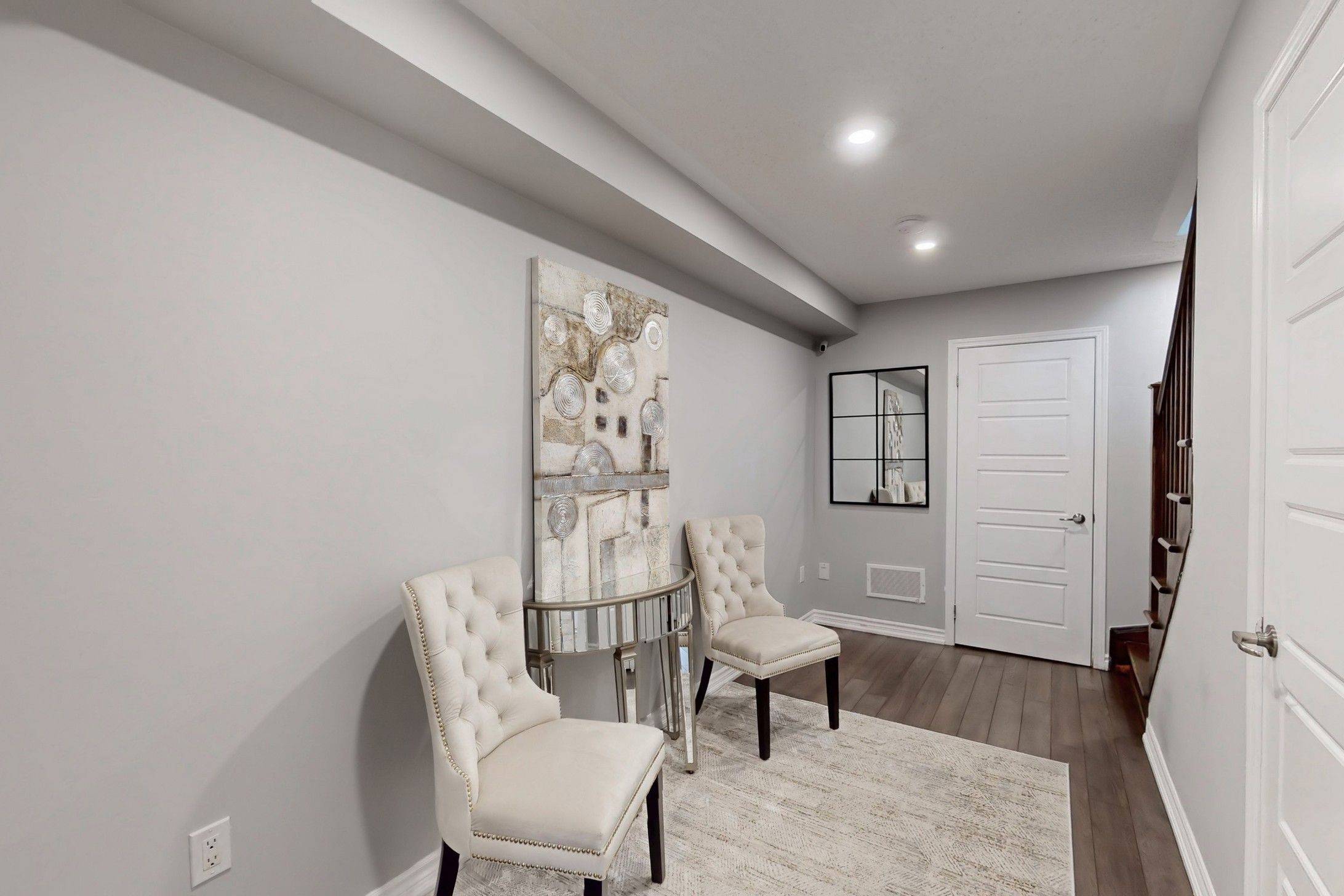 Oakville, ON L6M 0V4,293 Jemima DR