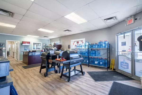 Lloydminster, SK S9V 2A8,2711 50 Avenue