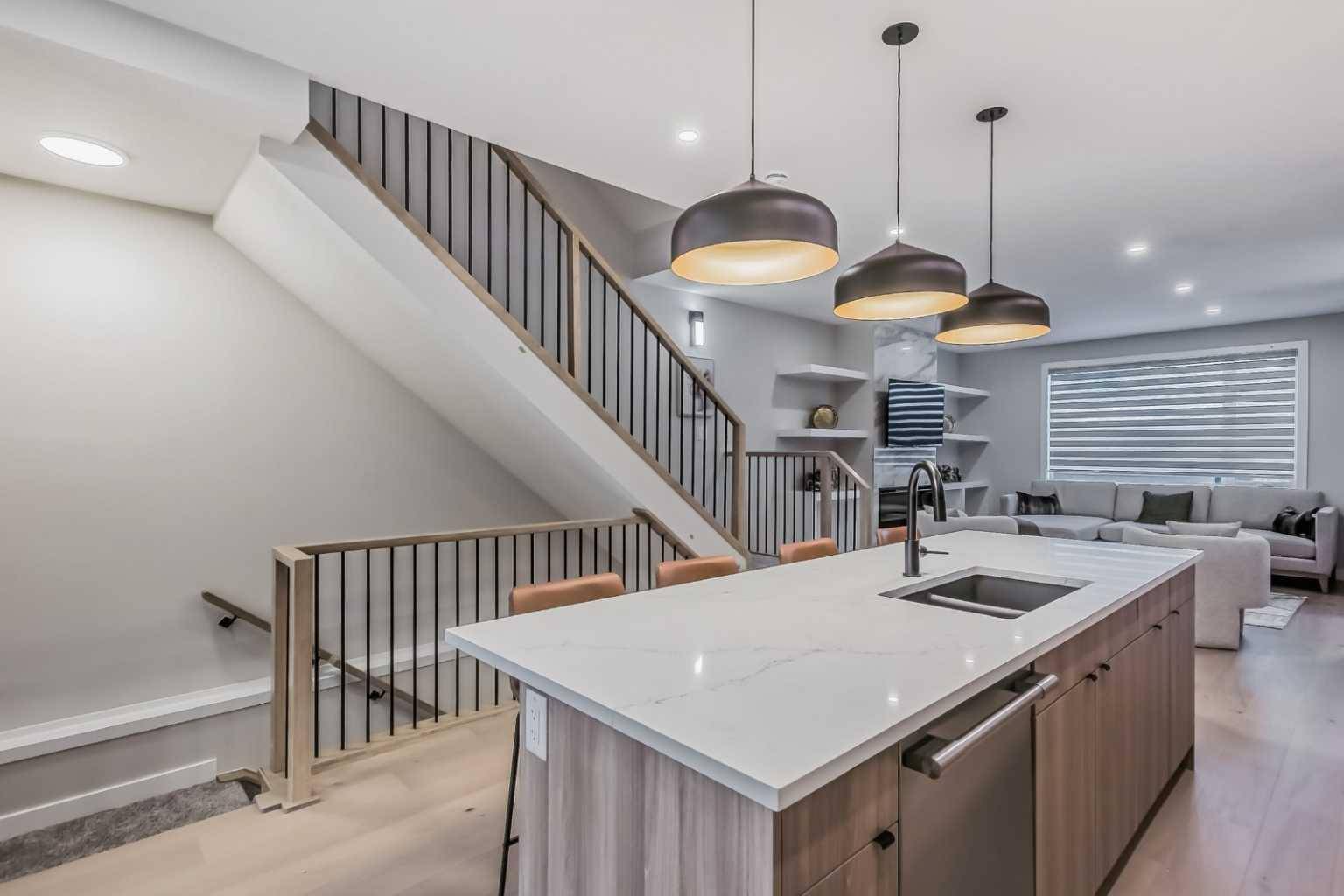 Calgary, AB T2M 1W9,112 24 AVE Northwest