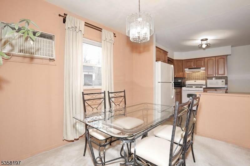 Ringwood Boro, NJ 07456,8 Beech Ct