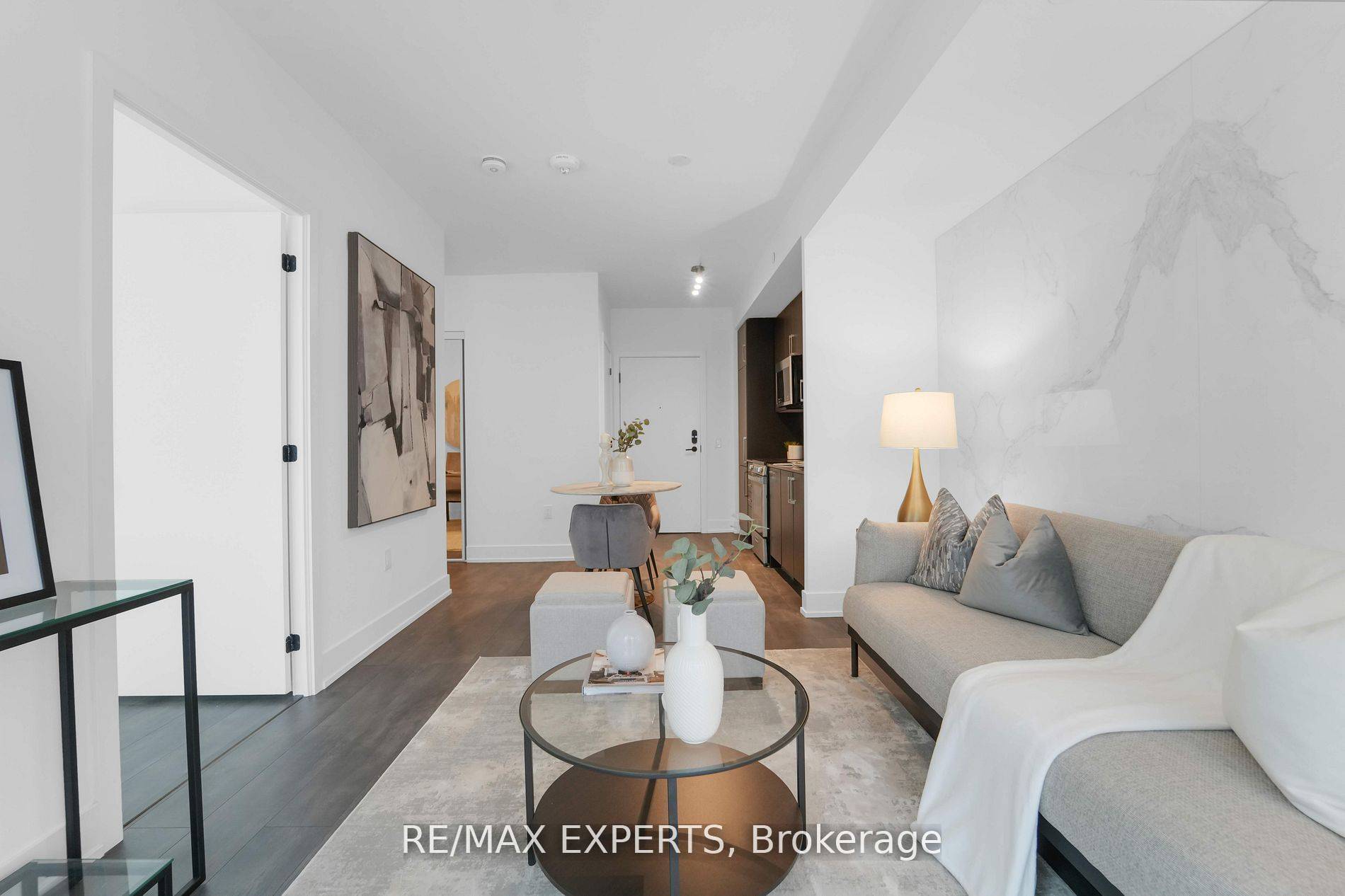 Oakville, ON L6M 5P6,2450 Old Bronte RD #324